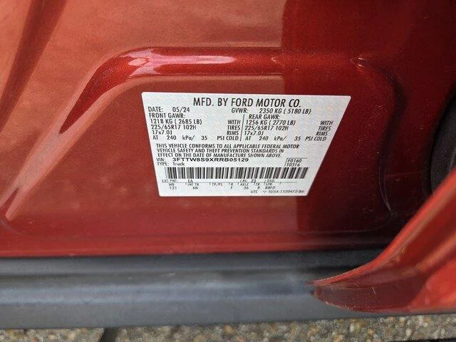 Used 2024 Hot Pepper Red Metallic Tinted Clearcoat FORD LARIAT image 36