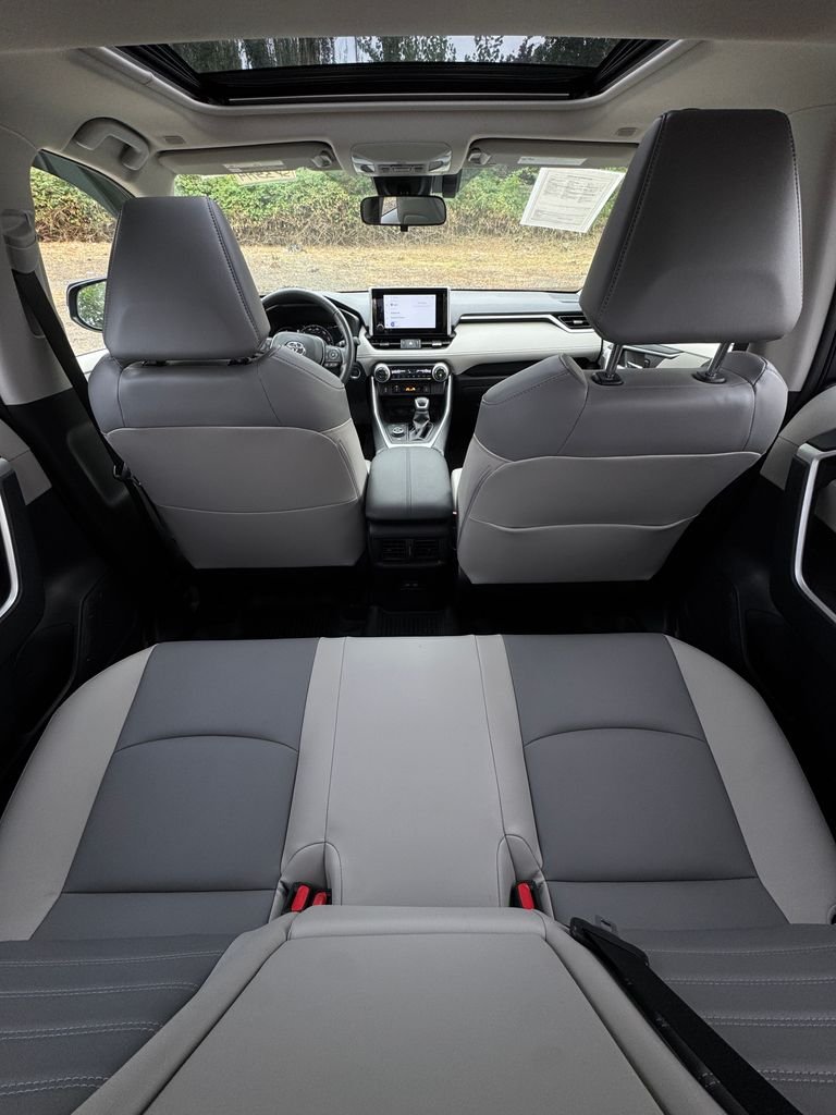 Used 2024 Blueprint Toyota XLE Premium image 12