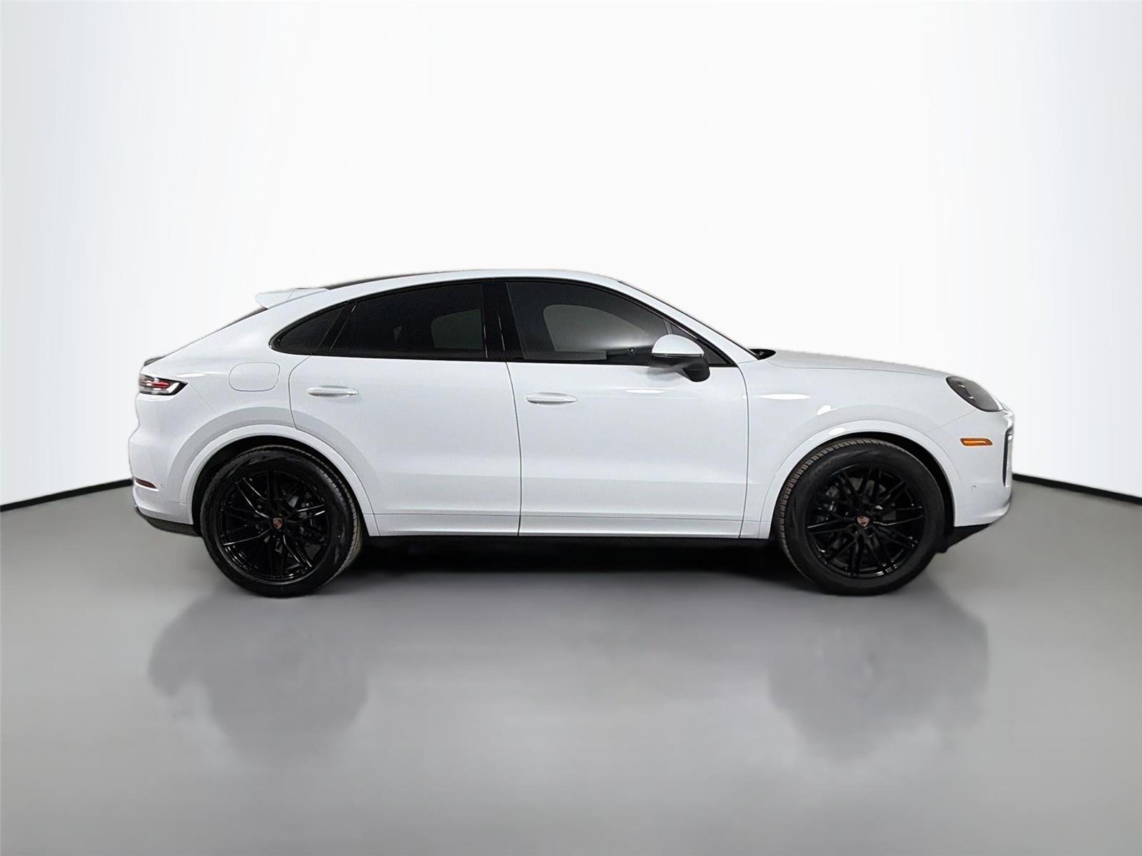 New 2026 Carrara White Metallic Porsche Coupe image 8