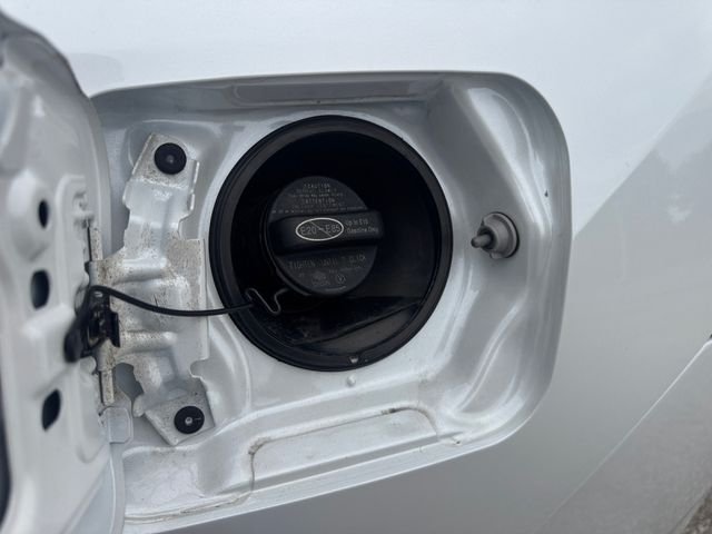 Certified Used 2023 Pearl Toyota XLE Premium image 27