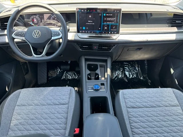 New 2026 Pure White Volkswagen 2.0T S image 24