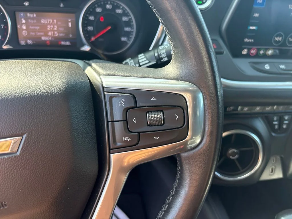 Used 2020 Midnight Blue Metallic Chevrolet LT image 15
