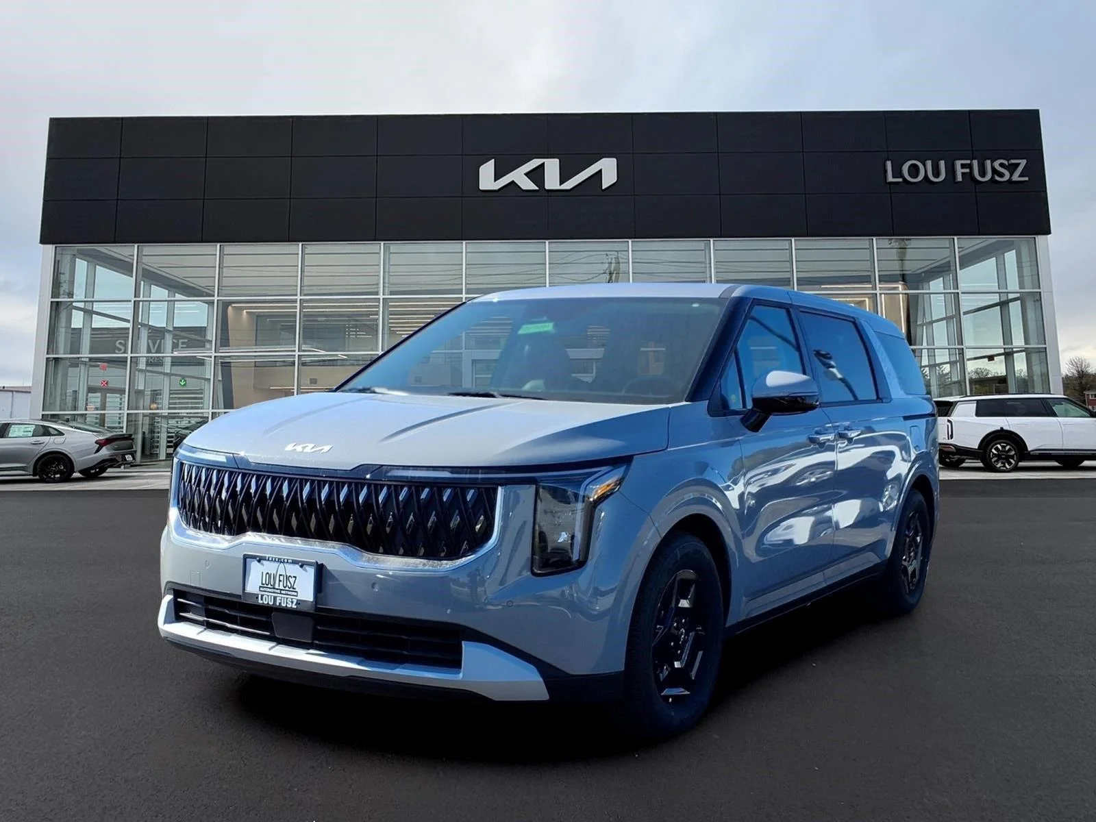 New 2027 Ceramic Silver Kia LXS image 1