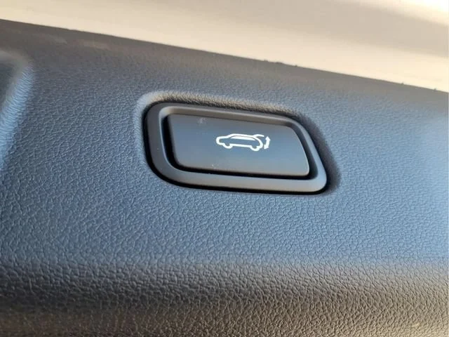 Used 2026  Hyundai SEL image 26