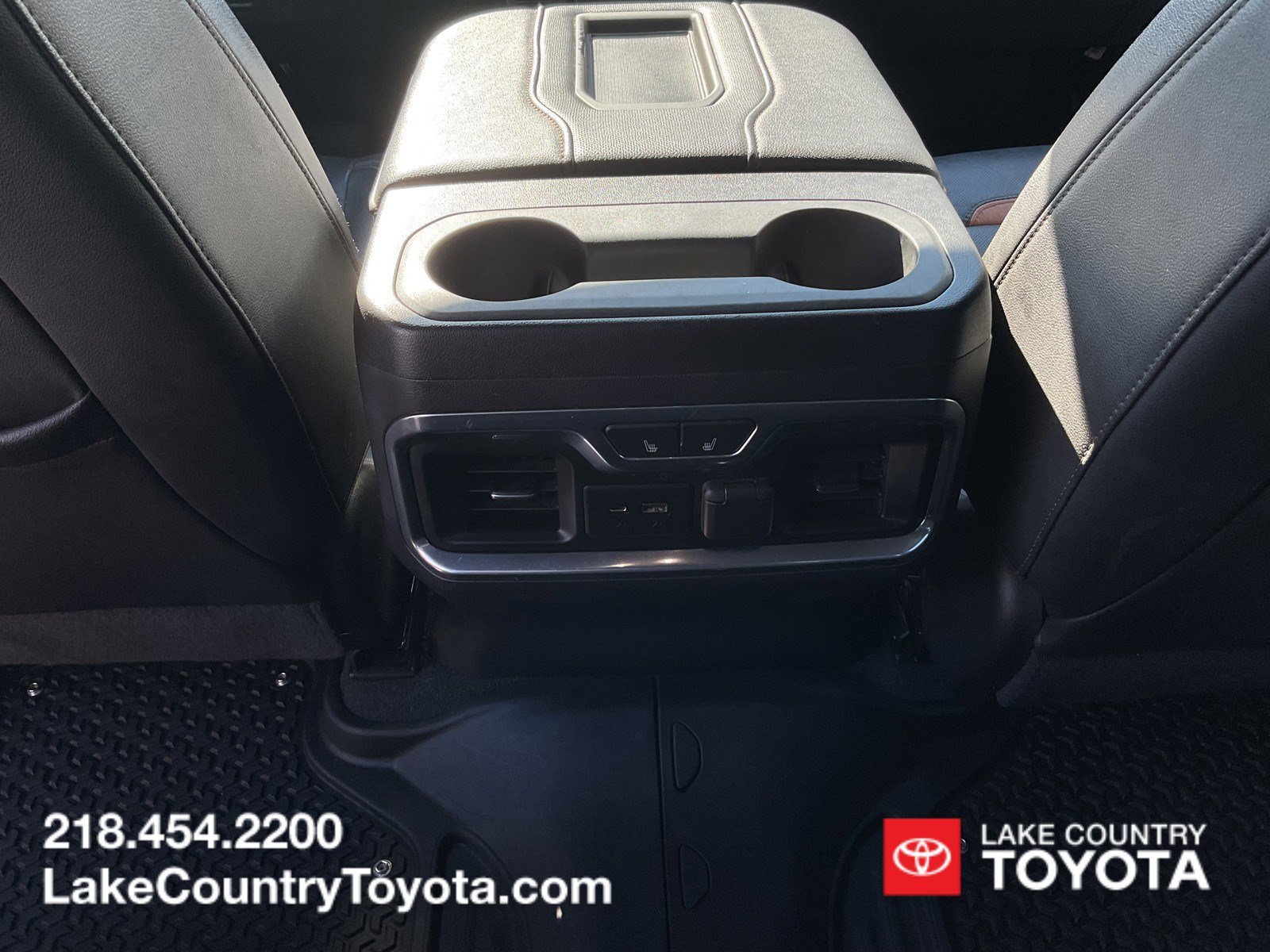 Used 2021 Onyx Black GMC AT4 image 17