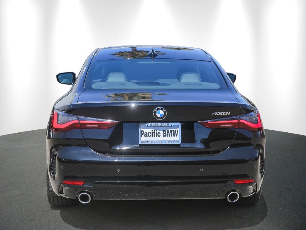 2023 BMW 4 Series photo 5