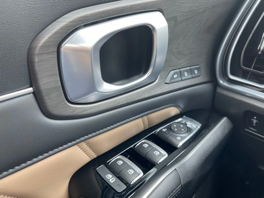 New 2026 Black Kia X-Line SX Prestige image 22