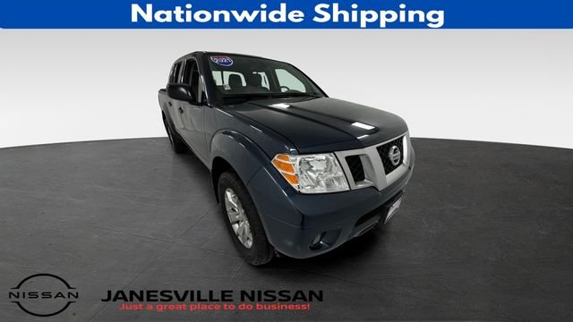 2021 Nissan Frontier SV Crew Cab 4X4 SWB's photo