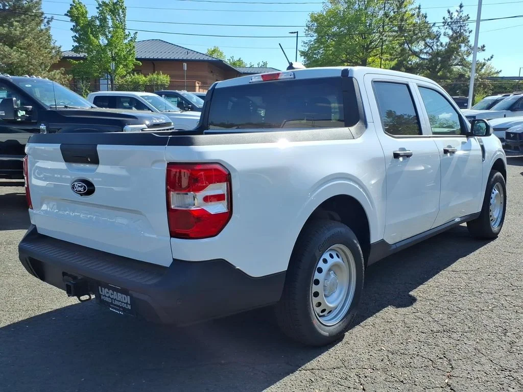 New 2026 Oxford White Ford XL image 5