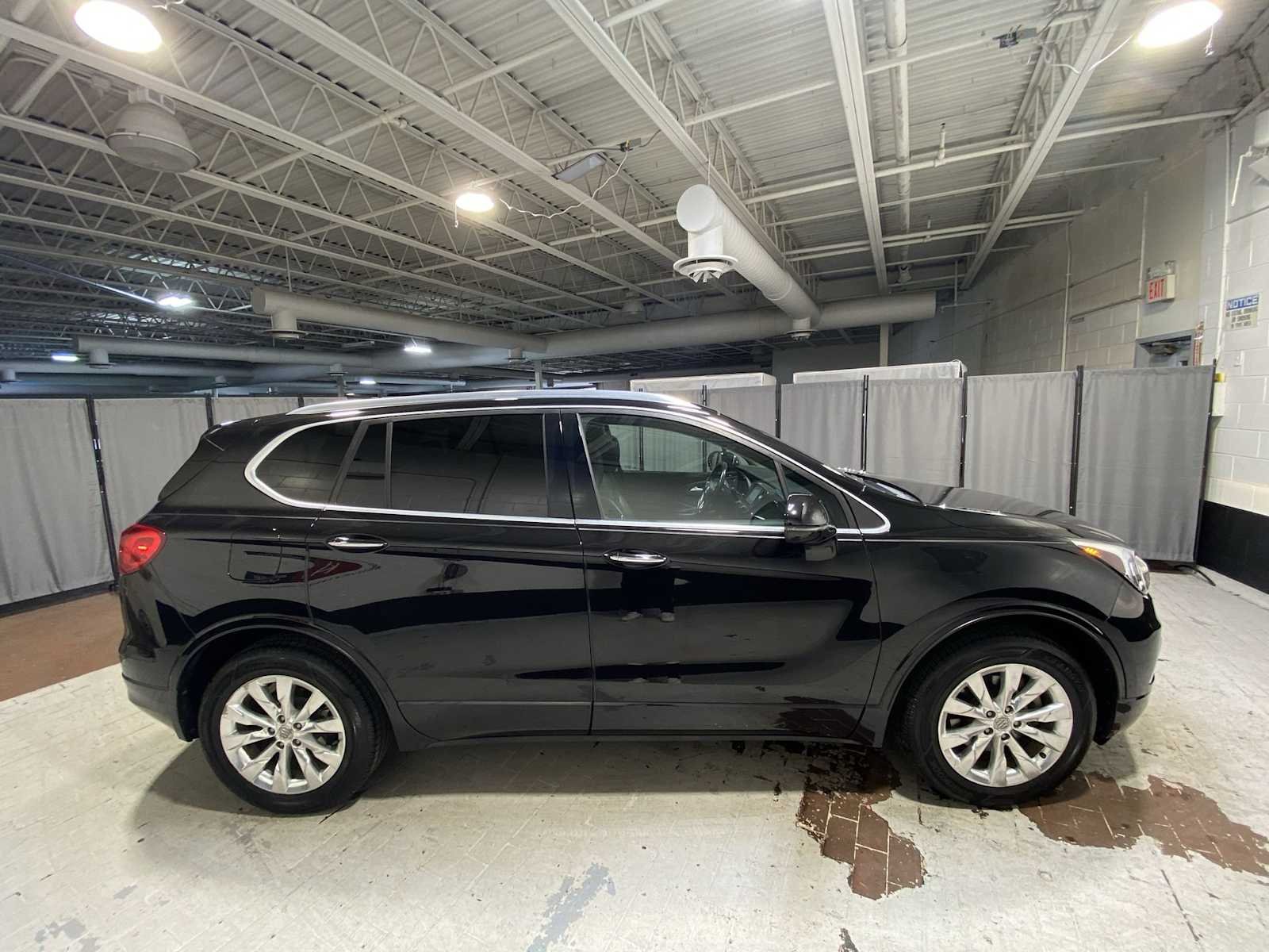 Used 2017 Ebony Twilight Metallic Buick Essence image 27
