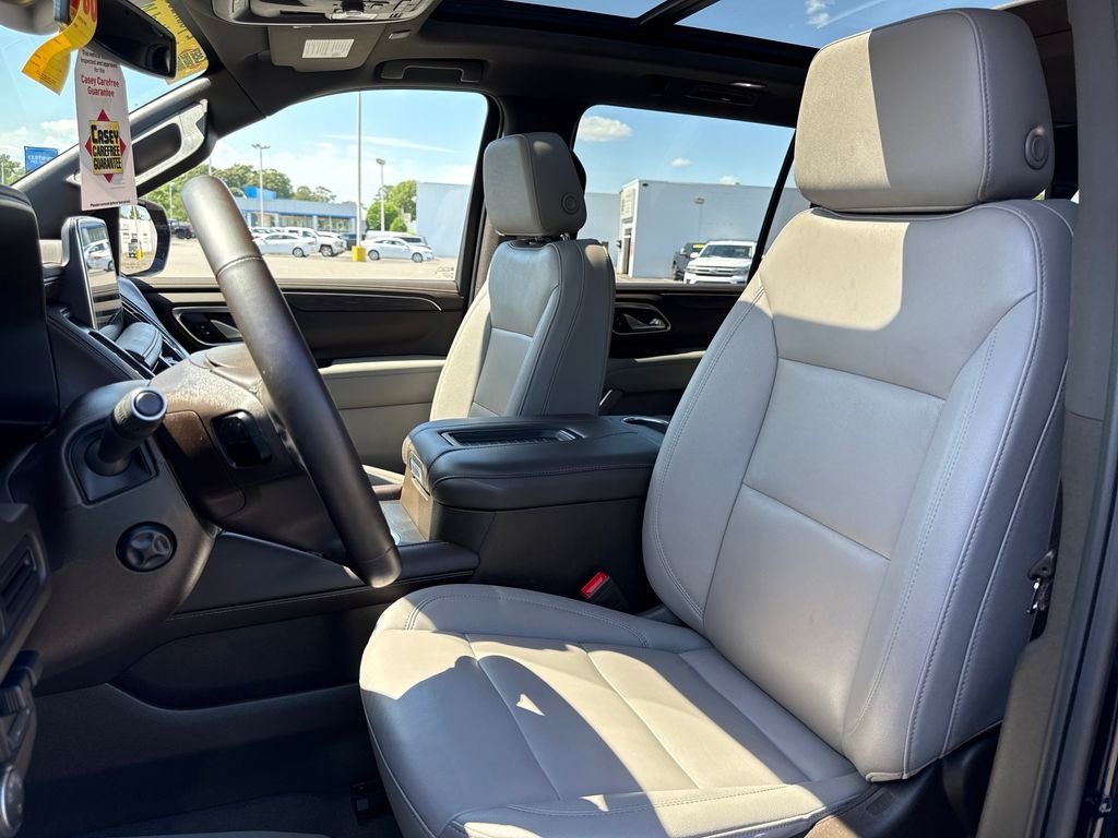 Used 2024 Blue Chevrolet Z71 image 12