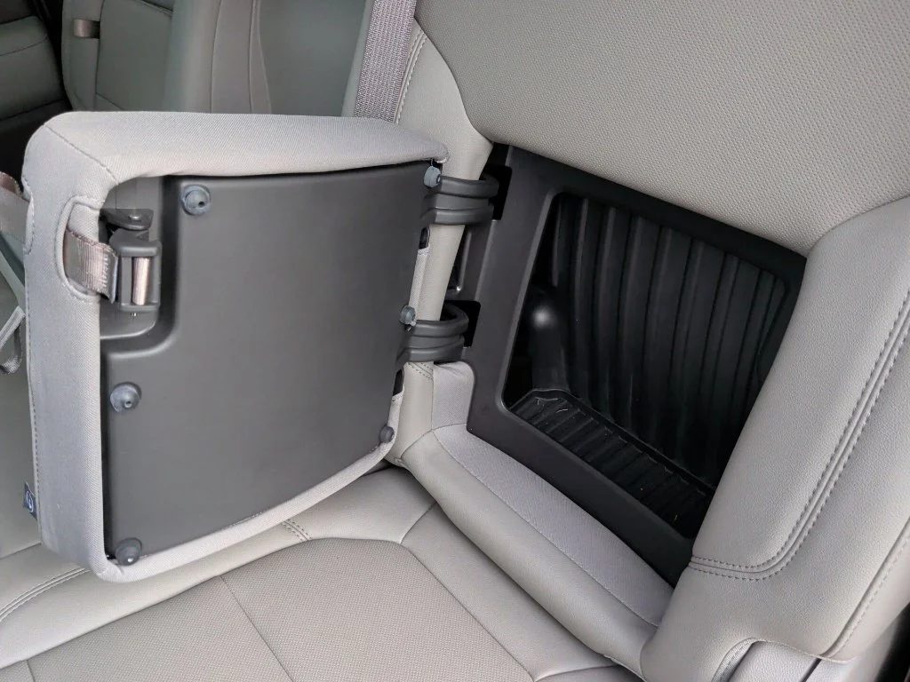 Used 2019 White GMC SLT image 39
