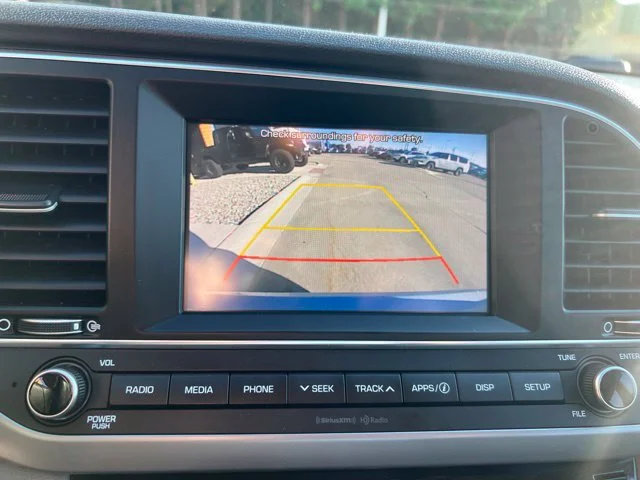 Used 2018 Silver Hyundai Value Edition image 17