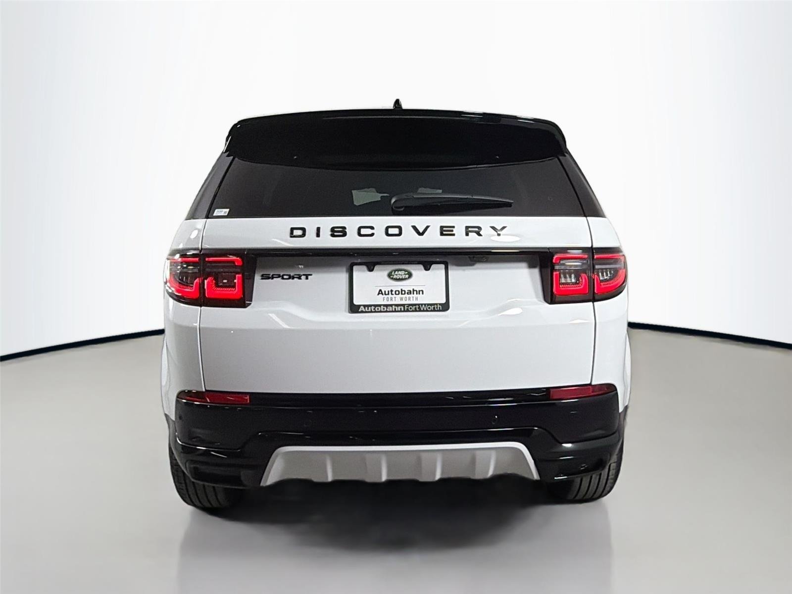 New 2026 Fuji White LAND ROVER  image 6