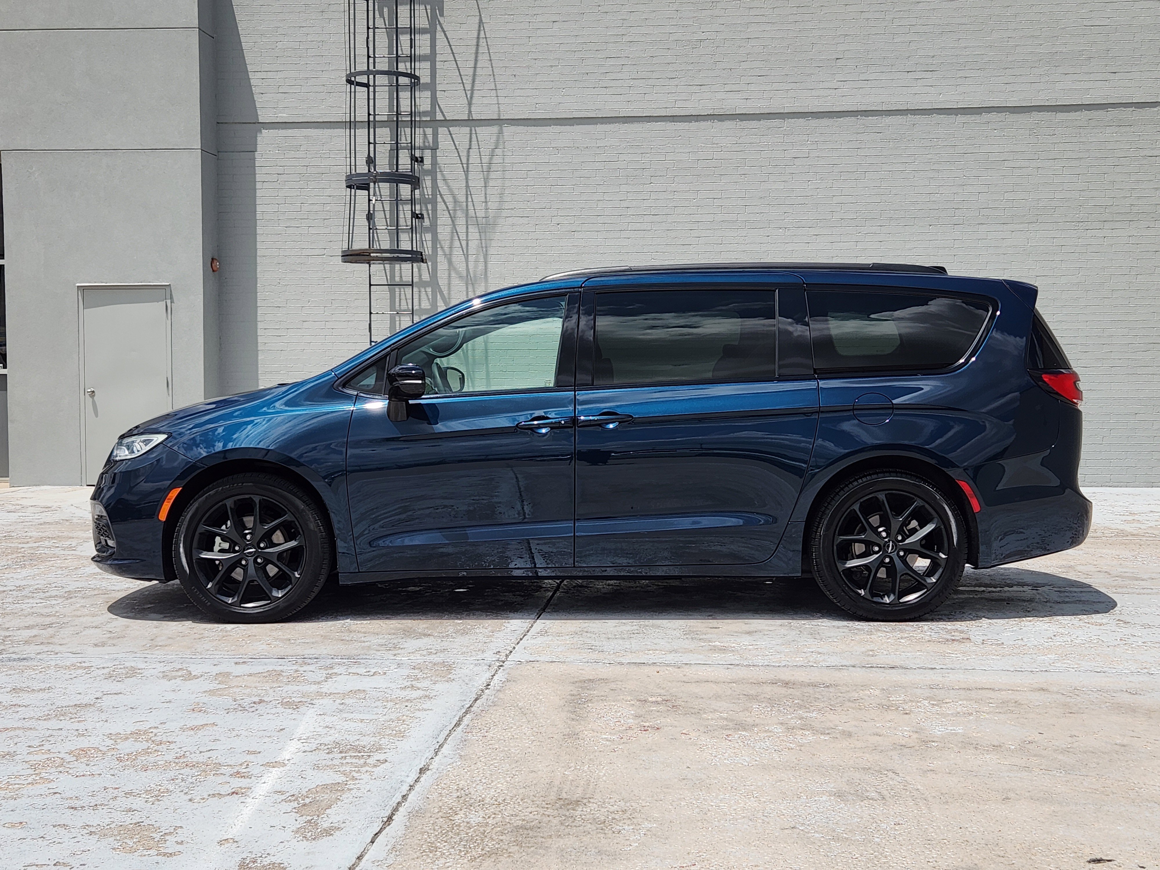 Photo 5