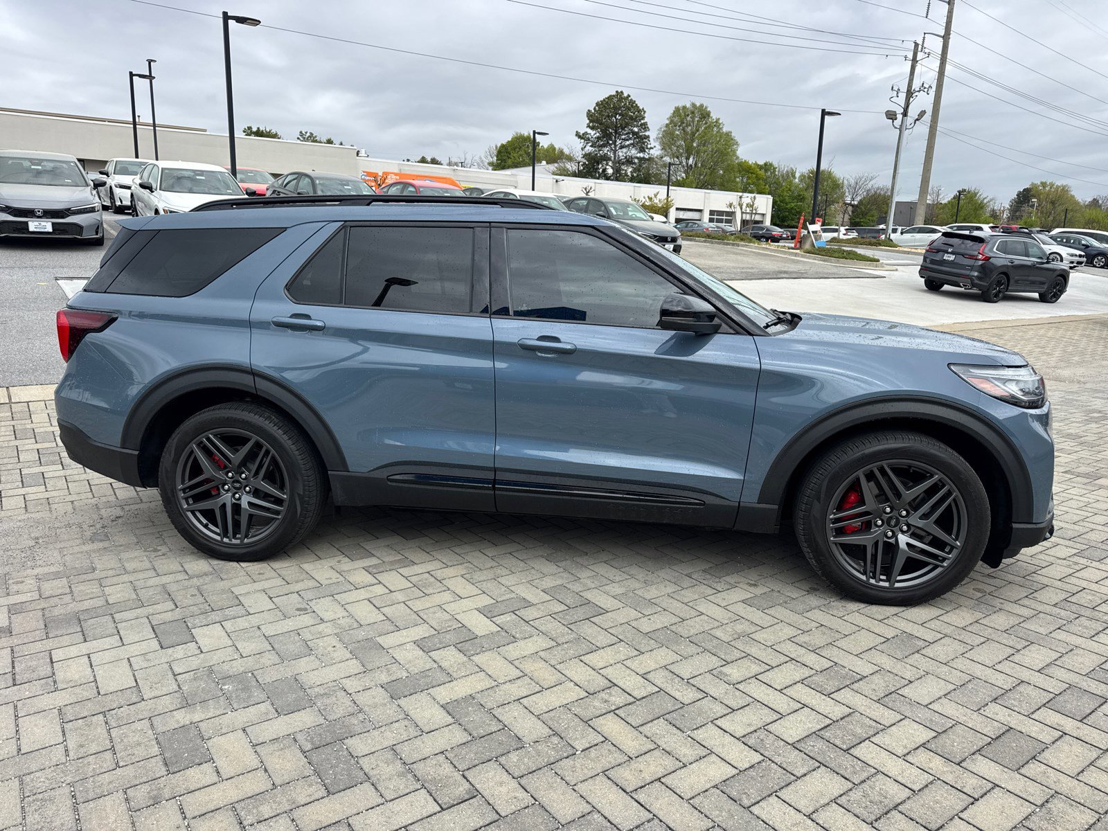 Used 2025 Vapor Blue Ford ST image 8