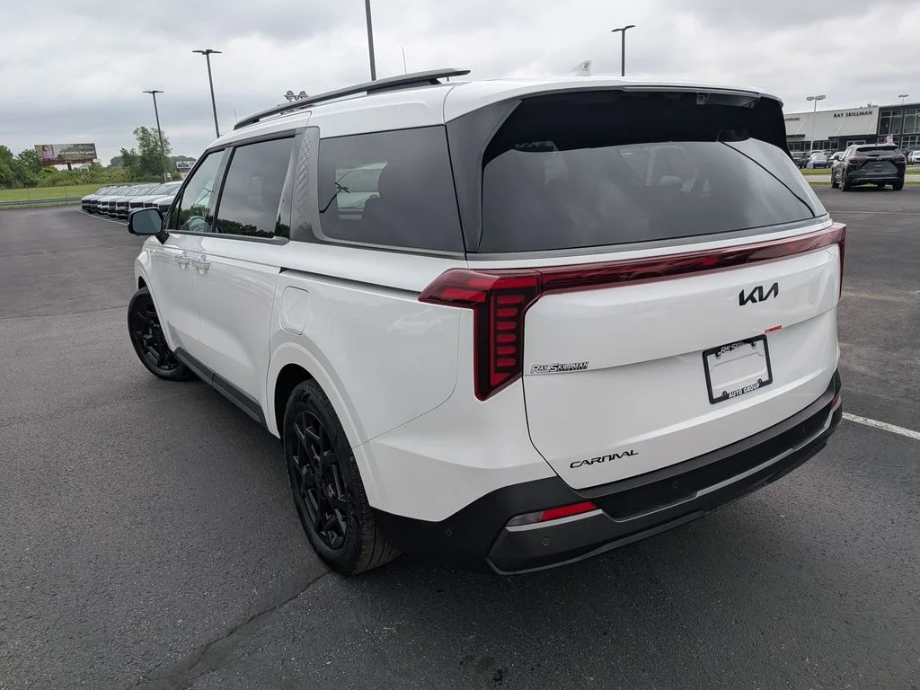 New 2026 Snow White Pearl Kia SX Prestige image 32