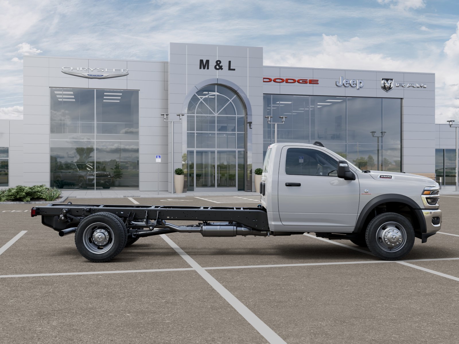 New 2025 Bright White Clearcoat RAM Tradesman/Big Horn image 40