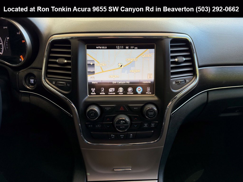 Used 2015 Billet Silver Metallic Clearcoat Jeep Limited image 21