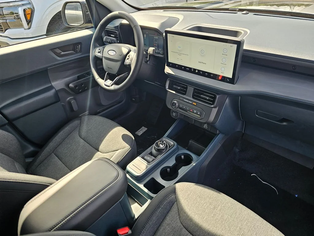 New 2025 Black Ford XLT image 11
