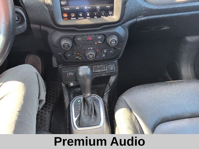 Used 2022 Teal Jeep Limited image 6
