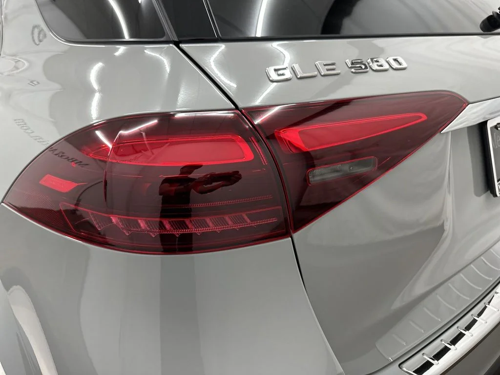 New 2026 White Mercedes-Benz GLE 580 image 11