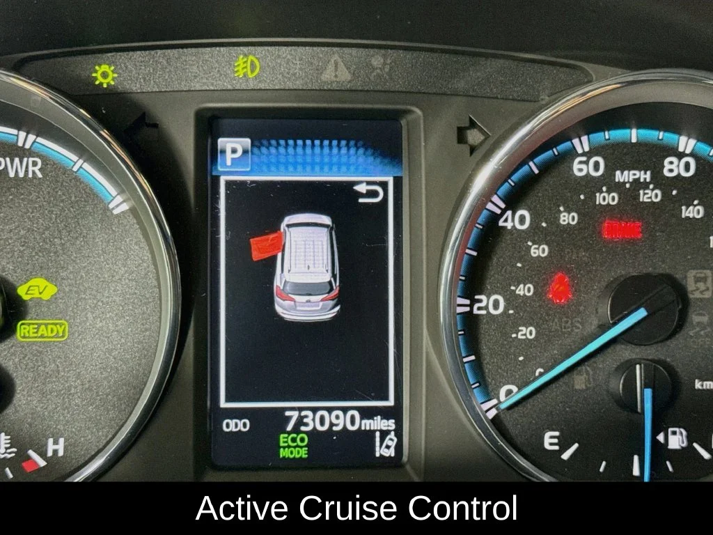 Used 2018 Black Sand Pearl Toyota XLE image 16