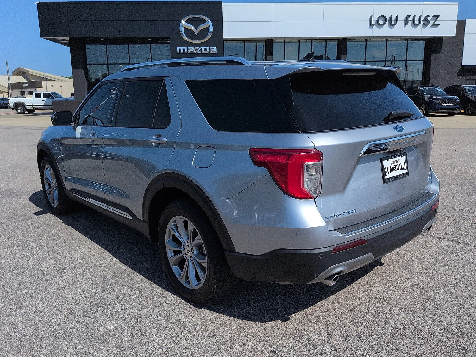 Used 2023 Silver Metallic Ford Limited image 5