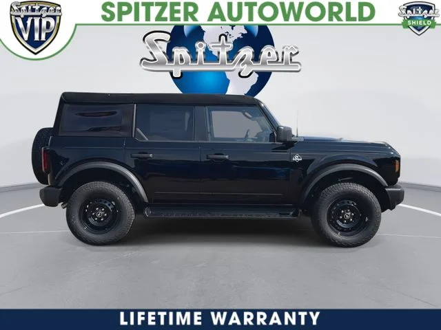 New 2026 Shadow Black Ford Outer Banks® image 10