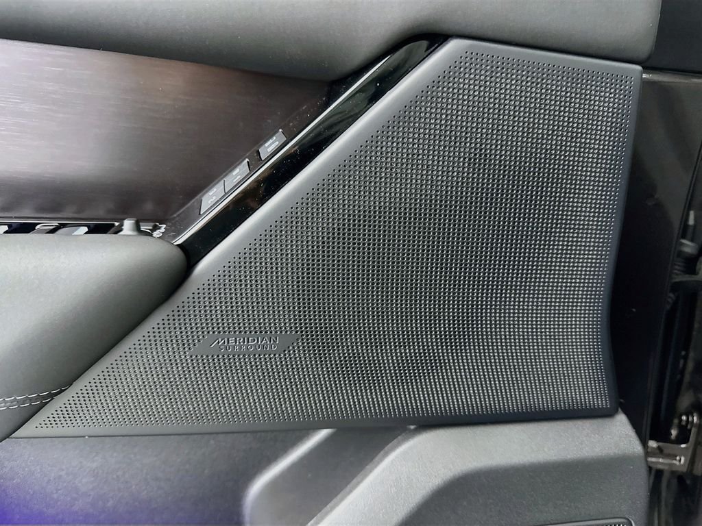 New 2026 Charente Grey Land Rover Belgravia Edition image 19