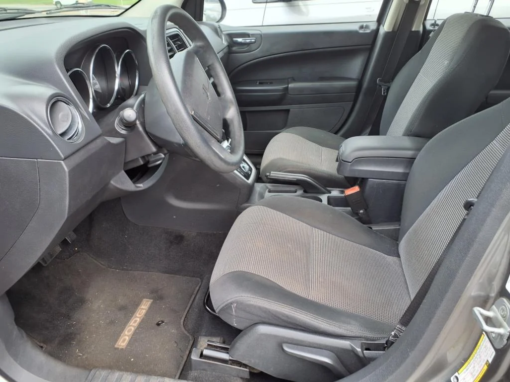 2011 Dodge Caliber Heat - Photo 4