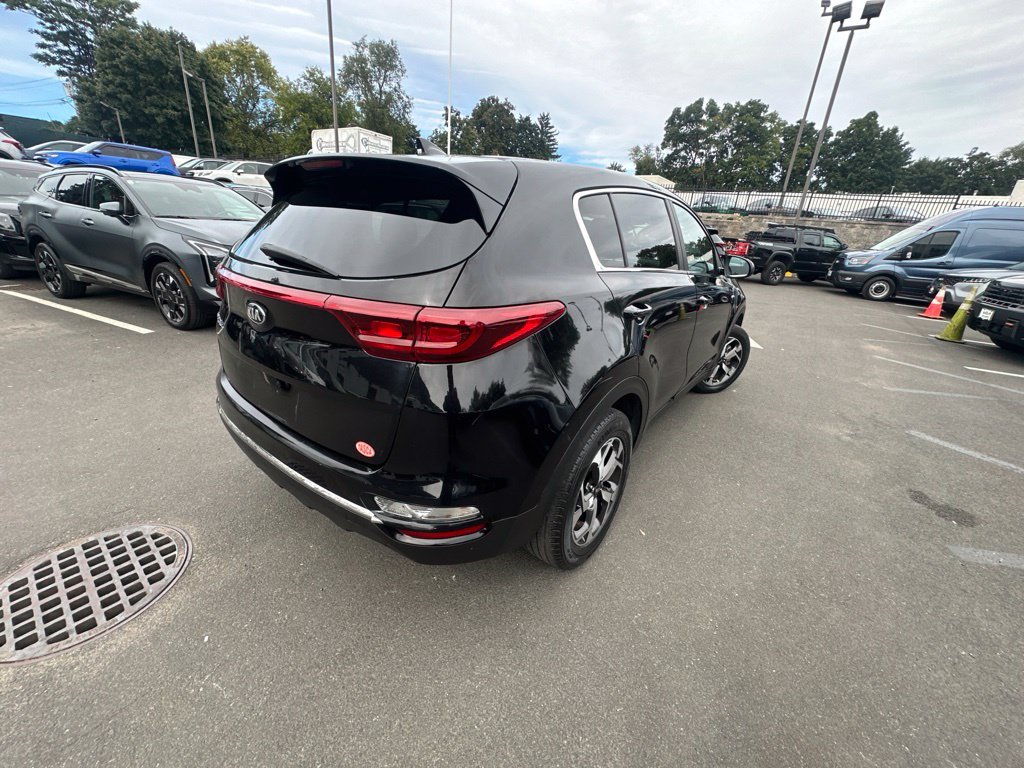 Certified Used 2022 Red Kia LX image 6