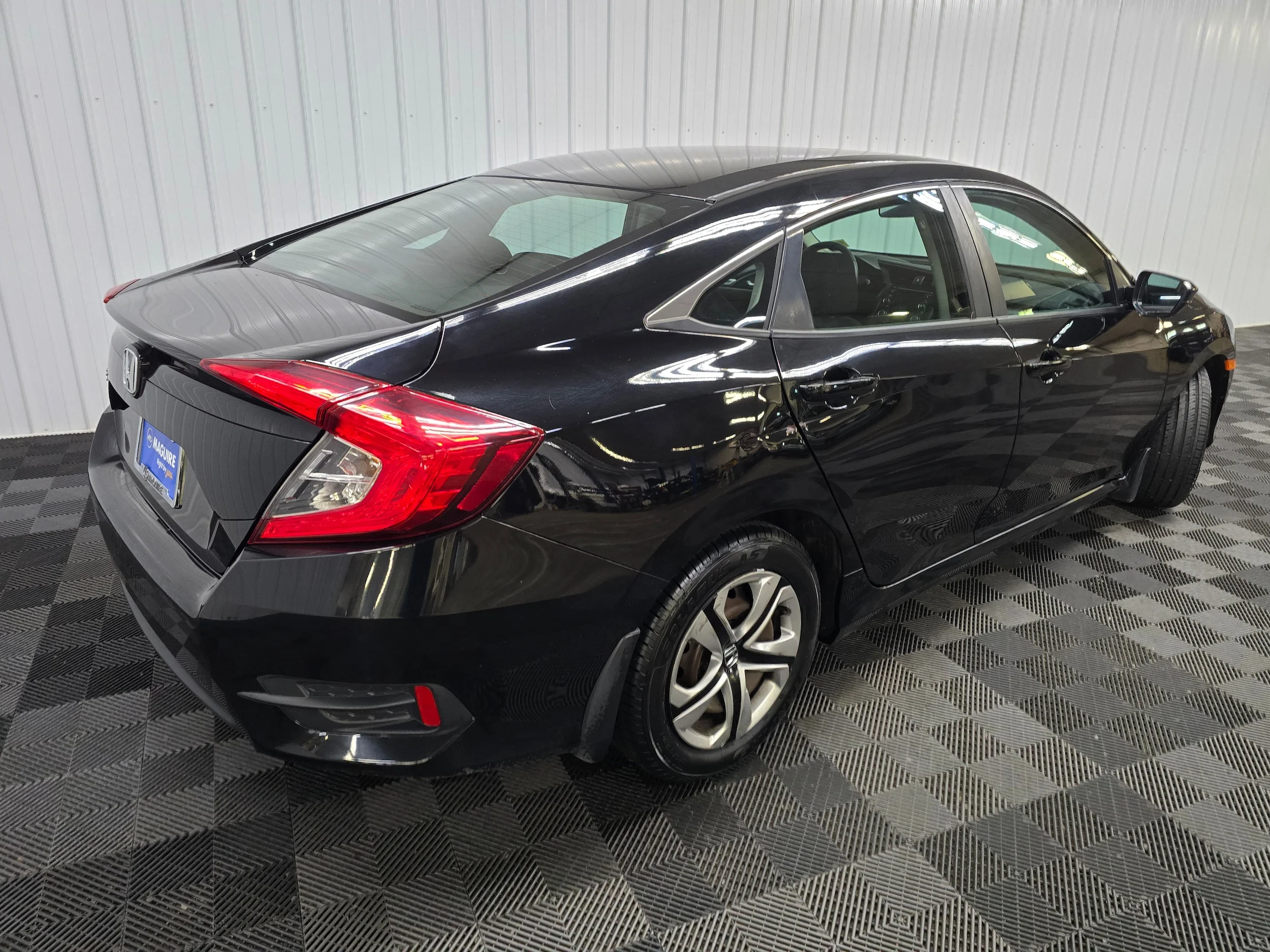 Used 2016 Black Honda LX image 10
