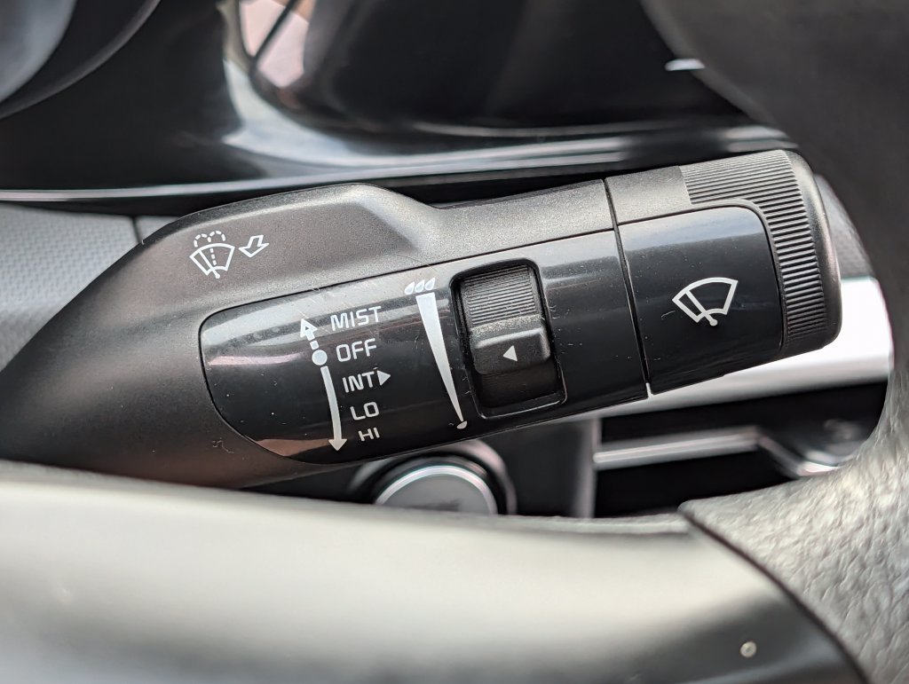 2021 Kia K5 LXS - Photo 27
