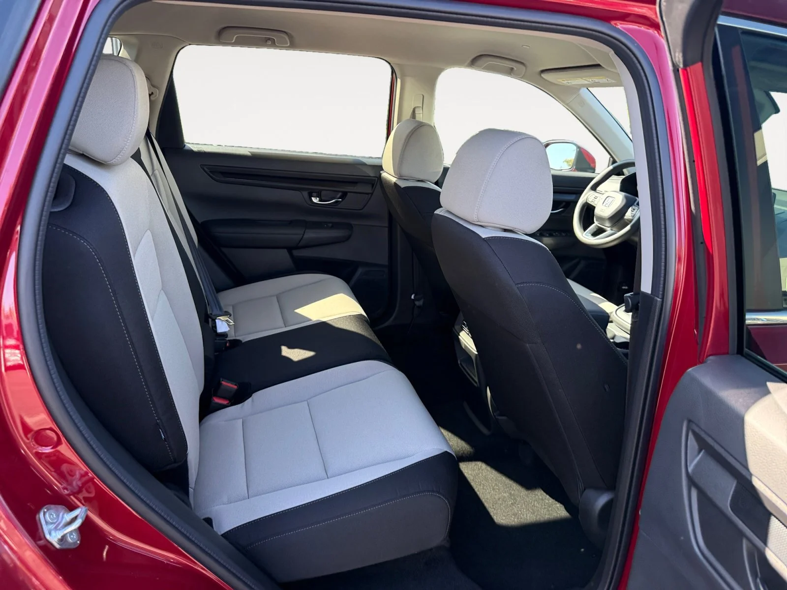 2026 Honda CR-V LX - Photo 18
