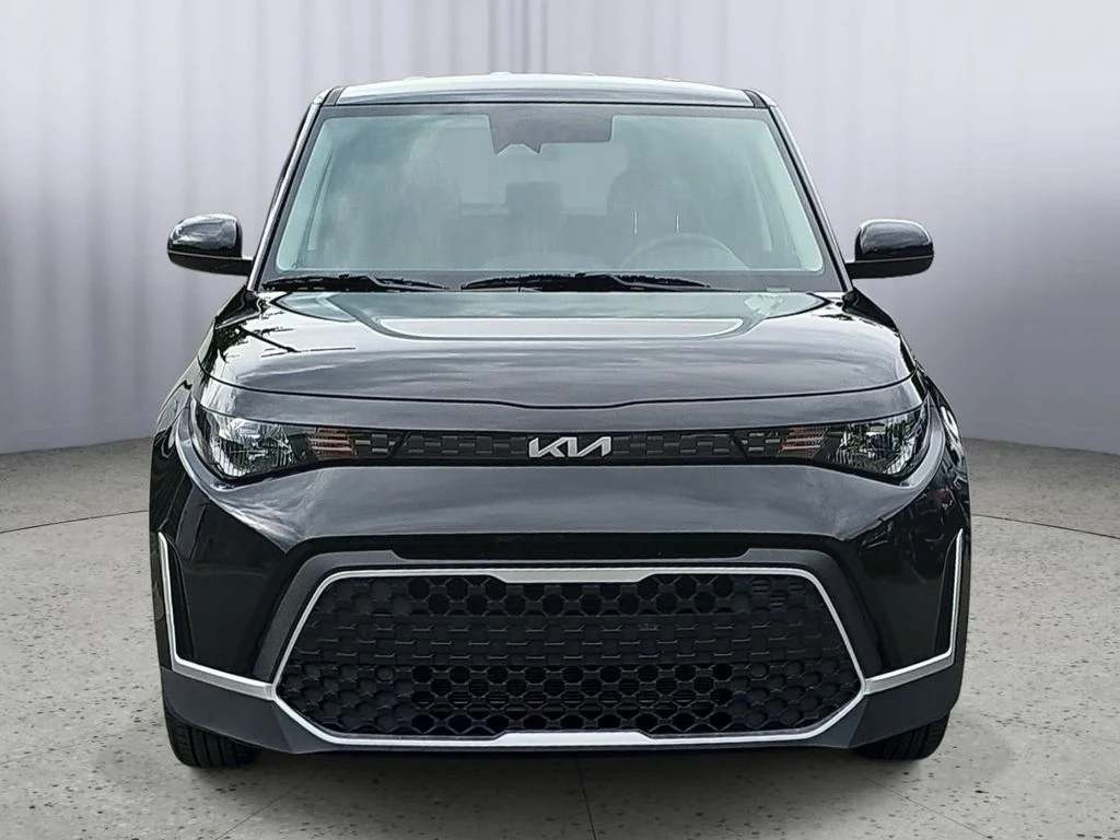 Used 2025 Black Kia LX image 8