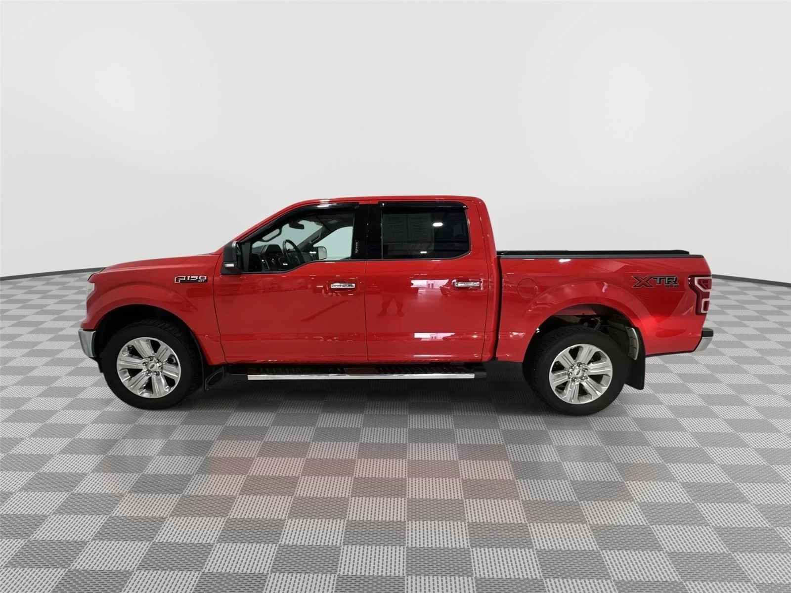 Used 2018 Ford F-150 XLT with VIN 1FTEW1EG4JFE05809 for sale in Alexandria, Minnesota
