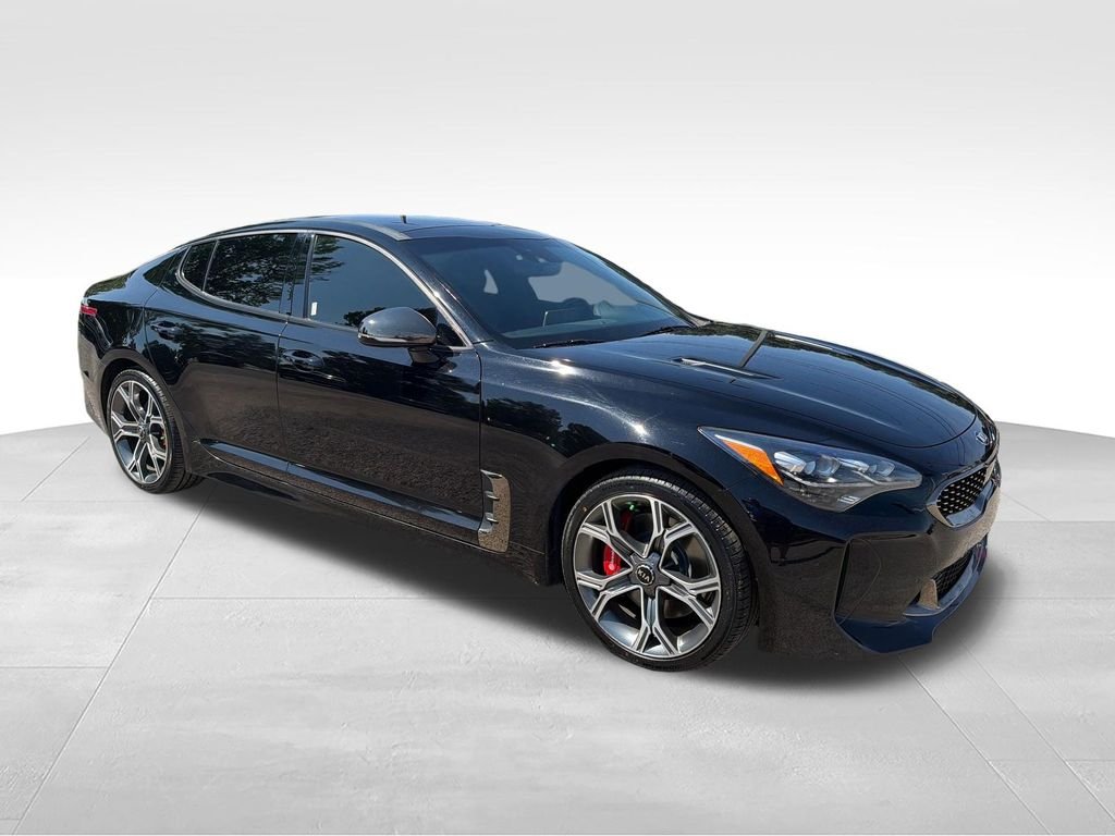 Used 2019 Black Kia GT1 image 7