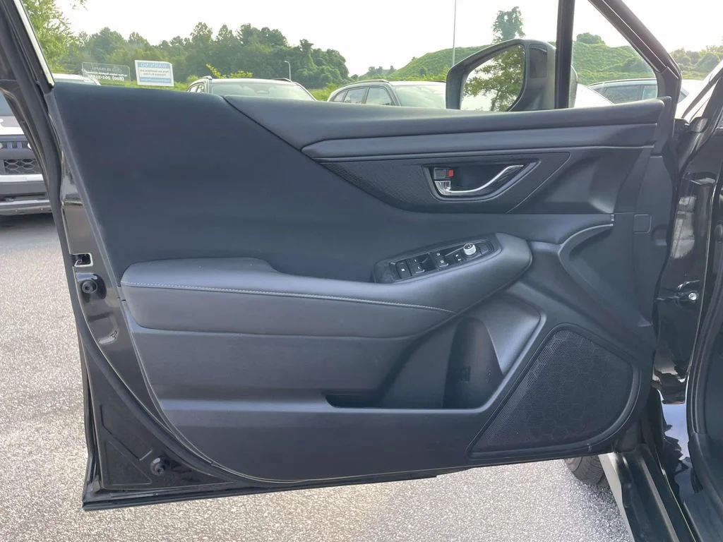 Used 2021 Crystal Black Silica Subaru Premium image 5