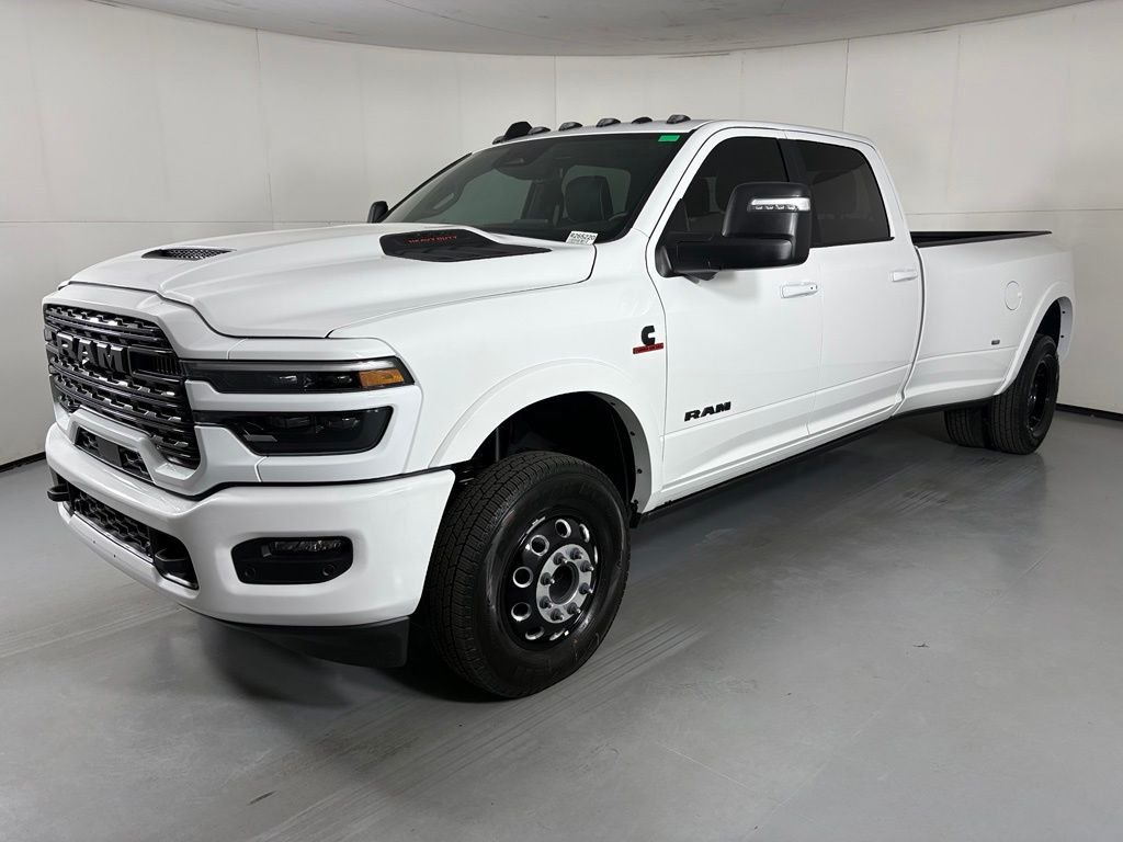 New 2026 Bright White Clearcoat RAM Limited image 4