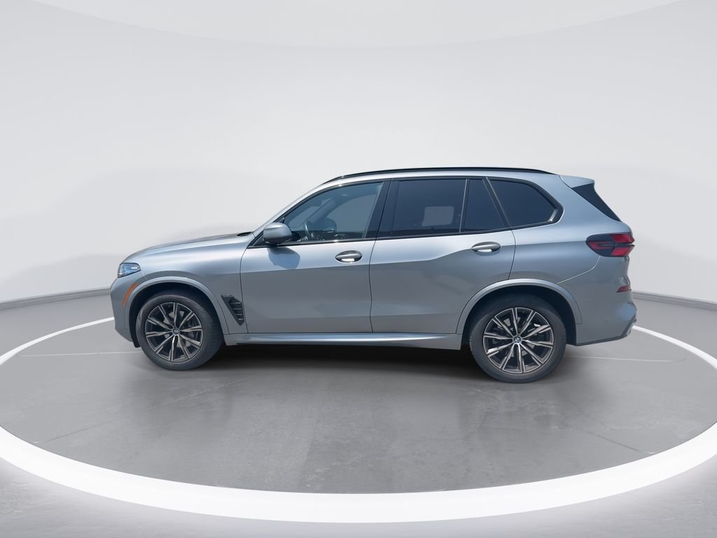 Certified Used 2024 Gray Metallic BMW xDrive40i image 5