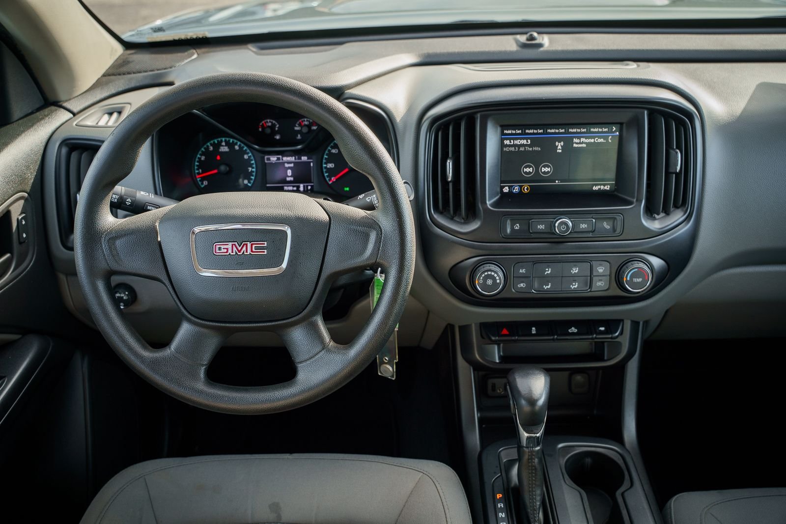Used 2022 Gray GMC Elevation Standard image 25
