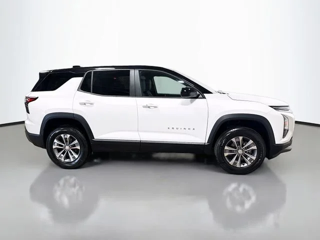 2026 Chevrolet Equinox LT - Photo 6