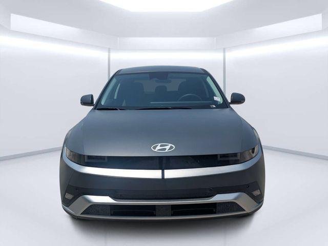 New 2026 Gray Hyundai SEL image 8