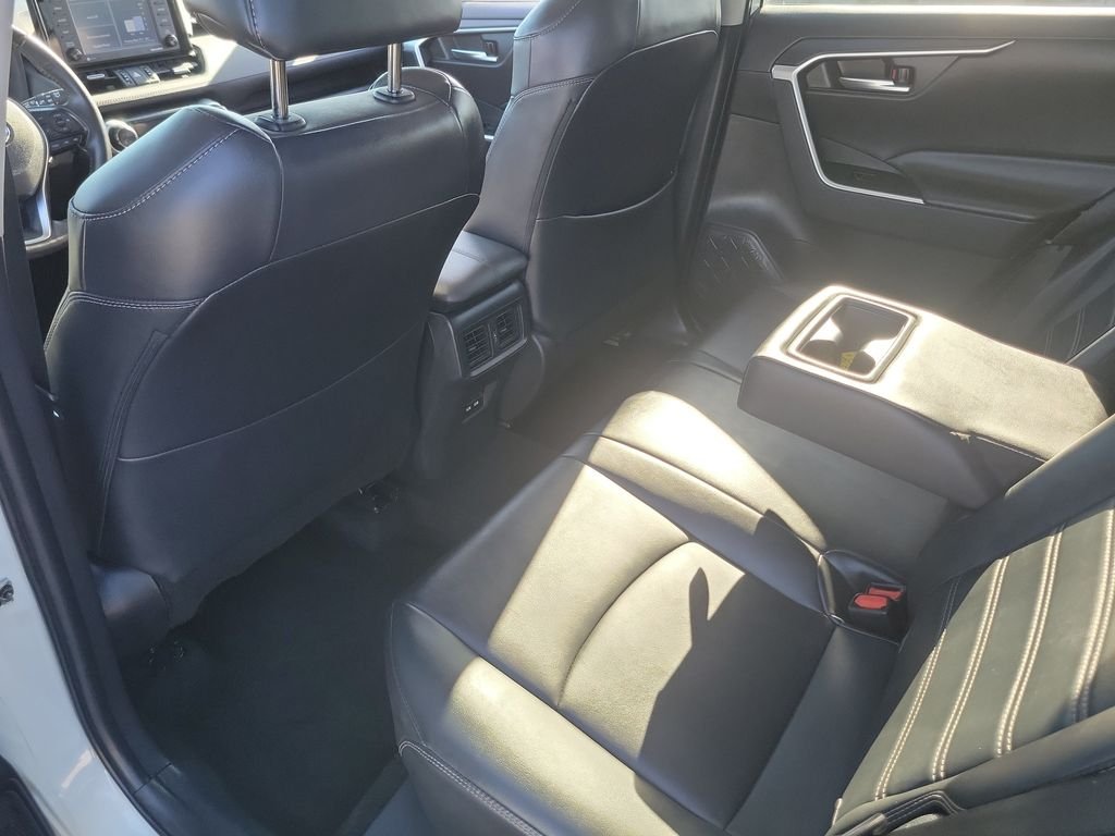 Used 2021 Blizzard Pearl Toyota XLE Premium image 18