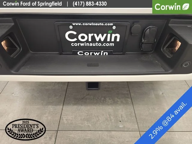 New 2026 Star White Metallic Tri-Coat Ford Platinum® image 22