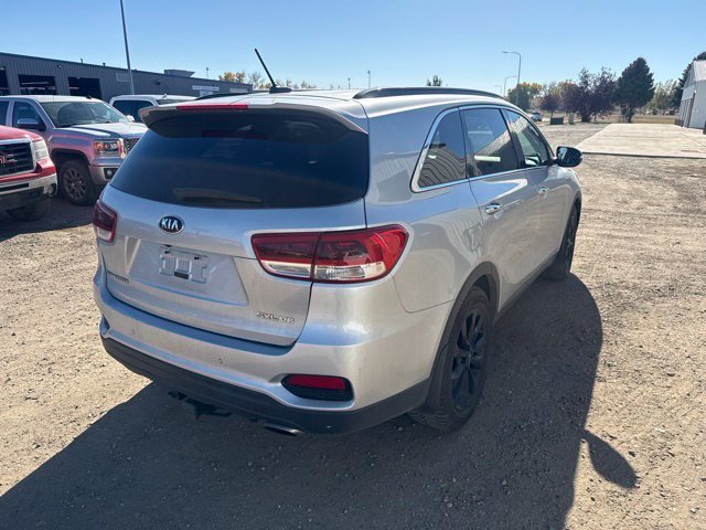 Used 2019 Silver Kia S image 10