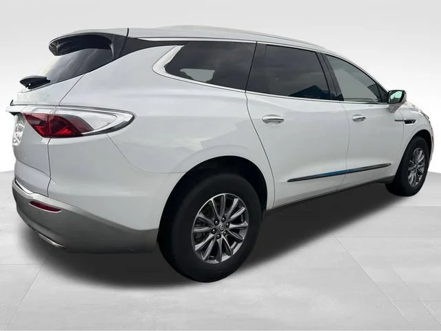 Used 2023 (Includes Satin Nickel lower exterior accent color.) Buick Essence image 7