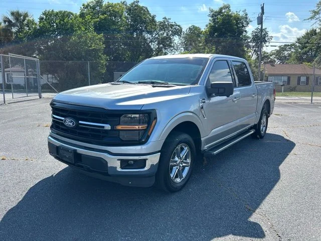 Used 2024 Silver Ford XLT image 1