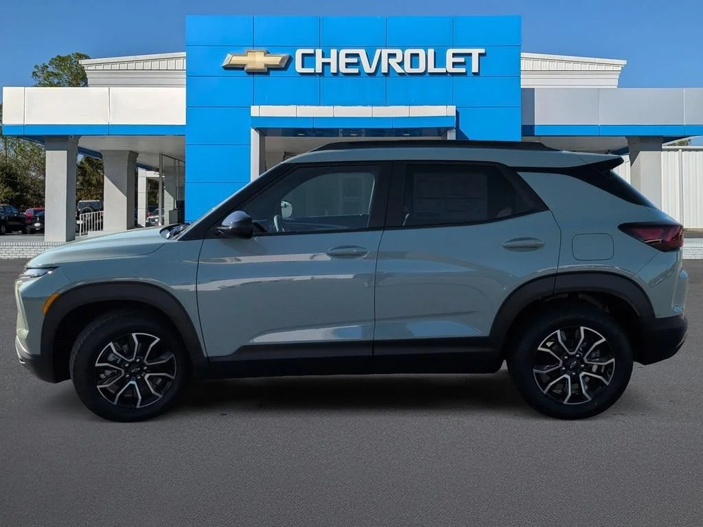 New 2026 Cacti Green Chevrolet ACTIV image 6